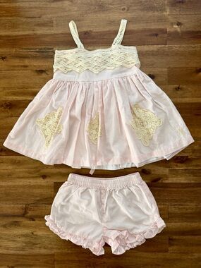 Well Dressed Wolf Girls Pink Lace Appliqué Two-Piece Tunic Shorts Set 4T Cotton
